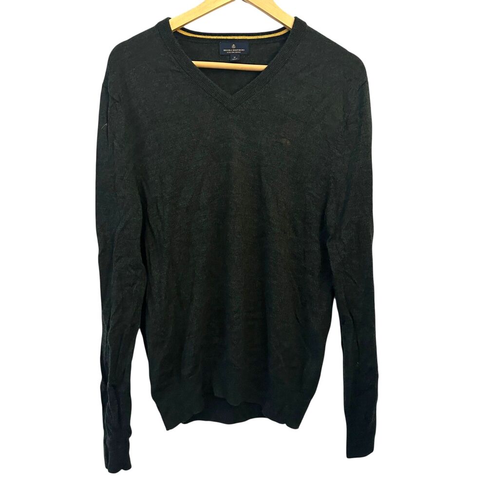 Brooks Brothers Green 100% Extra Fine Merino Wool V-Neck Sweater Size M